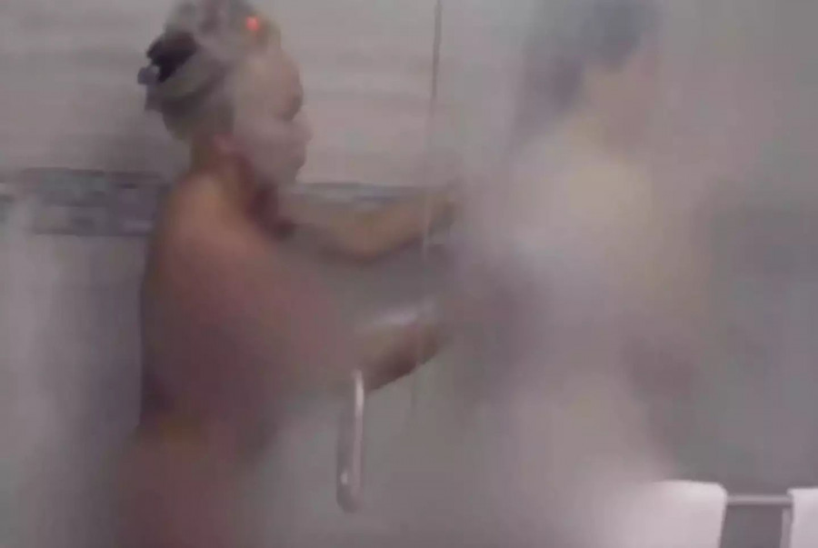 The pair didn't see a problem with it. (TLC)