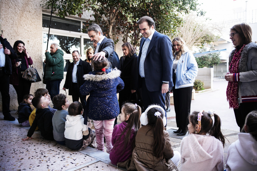 Episkepsi-Mitsotaki-dimotiko-sxoleio-Nea-Filadelfeia