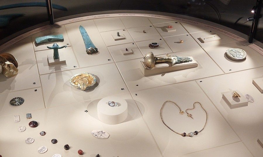 Καλαμάτα: Μοναδικοί «θησαυροί της εποχής του χαλκού» στη Μεσσηνία παρουσιάζονται για πρώτη φορά στο κοινό (φωτογραφίες)