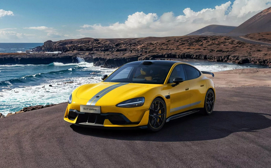 XIAOMI-SU-7-ULTRA-HOOD