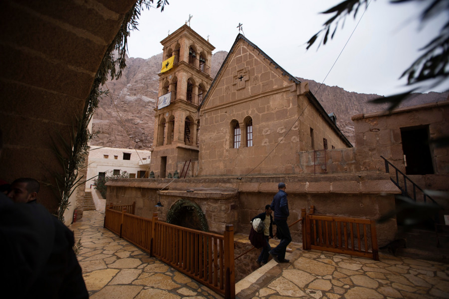 iera-moni-agias-aikaterinis-sina