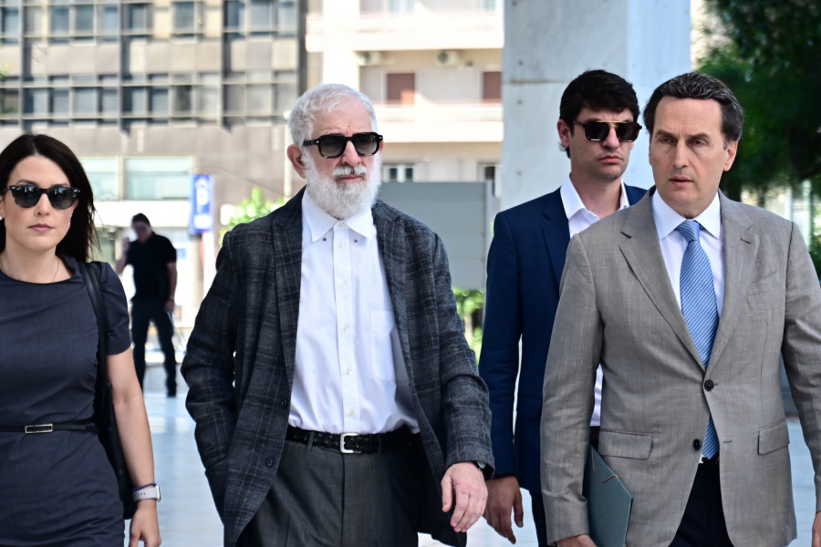 ΠΕΤΡΟΣ ΦΙΛΙΠΠΙΔΗΣ