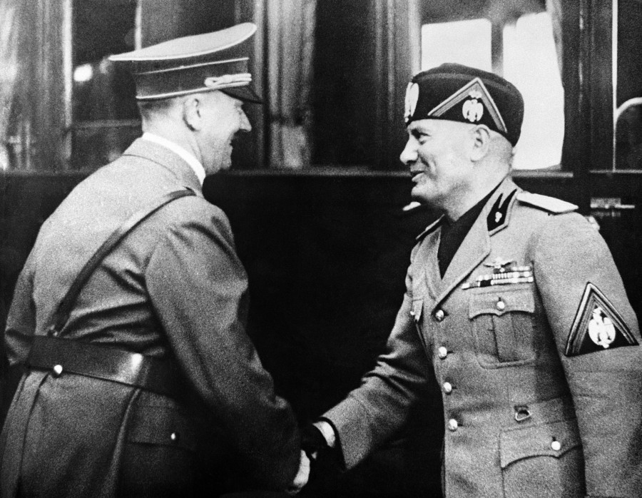 Adolf-Hitler-Benito-Mussolini.jpg