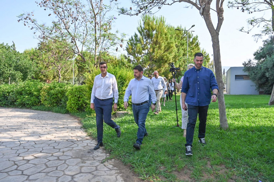 Νικος Χαρδαλιας