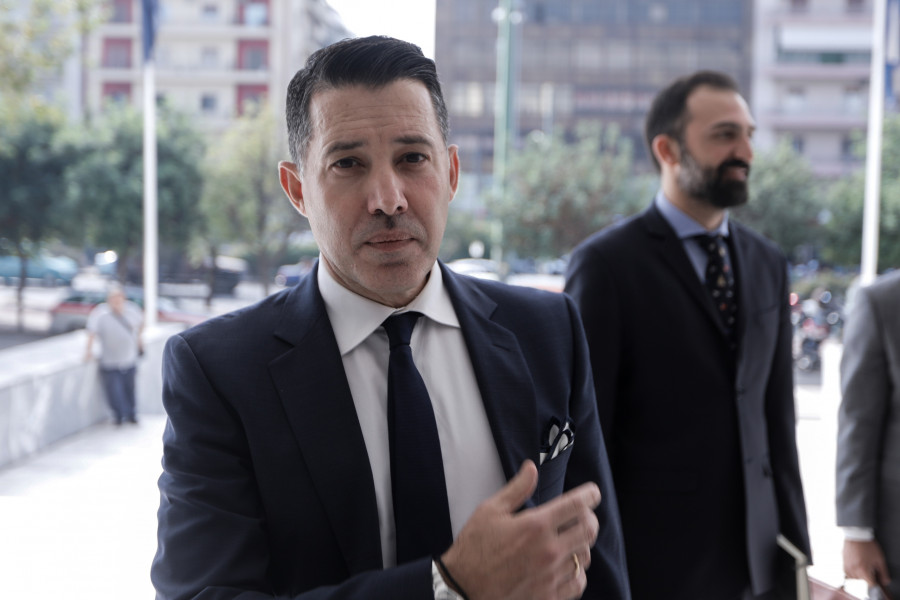 μανιαδάκης-novartis