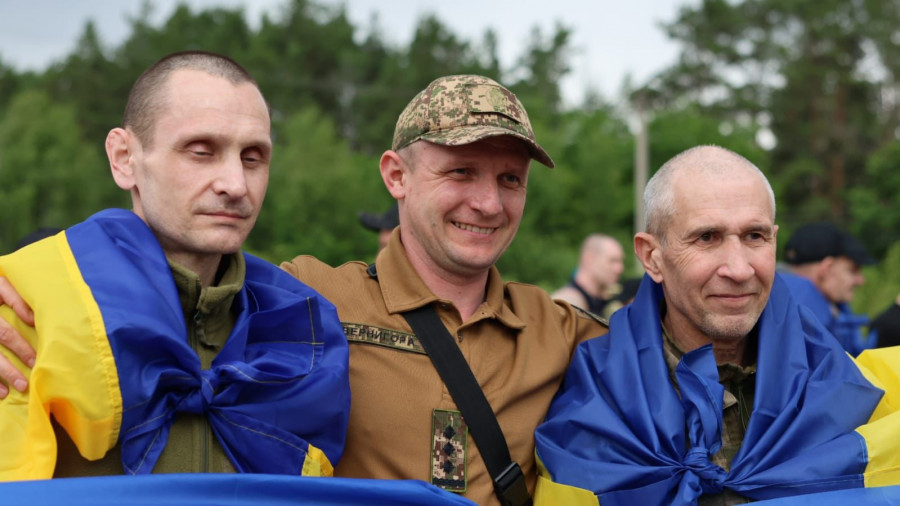 ukraine prisoner exchange 1.jpg