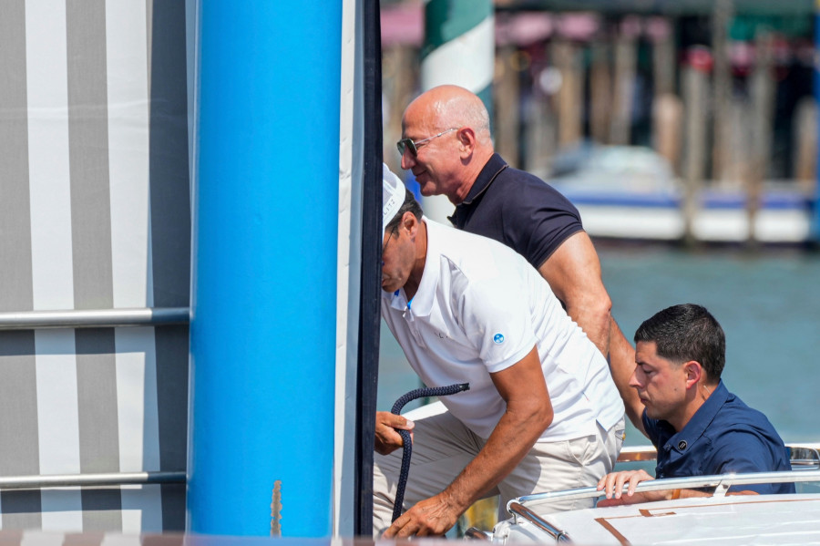 Jeff Bezos - Lauren Sanchez