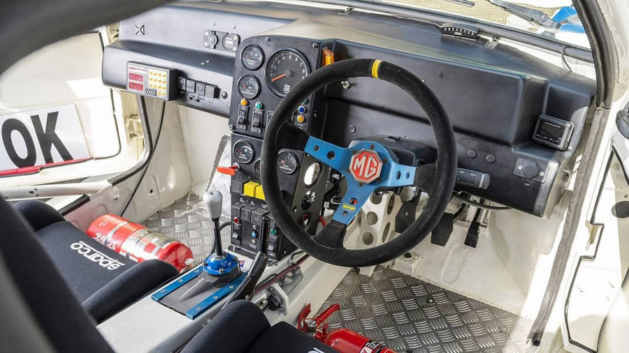 mg-metro-6r4-colin-mcrae-1.jpg