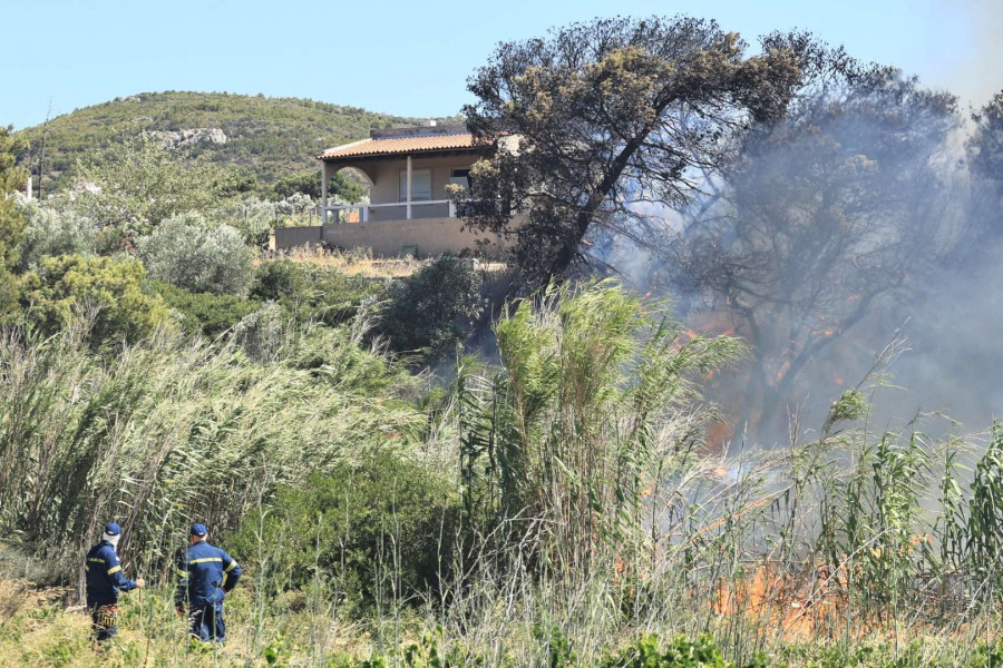 ραφήνα-φωτιά