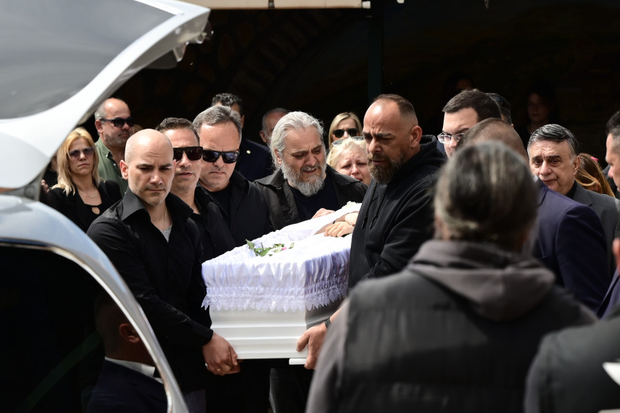 ΚΥΡΙΑΚΗ ΓΡΙΒΑ