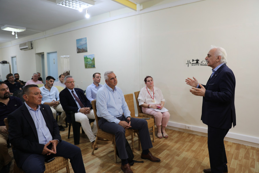 ΕΡΥΘΡΟΣ ΣΤΑΥΡΟΣ