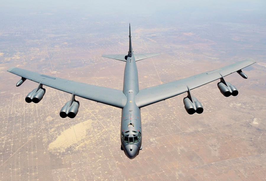 b-52 stratofortress.jpg