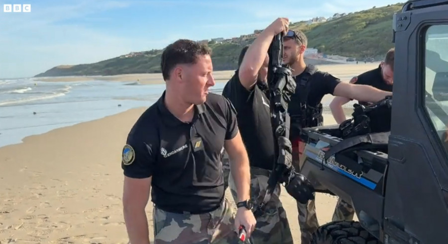 french police migrant boat.jpg