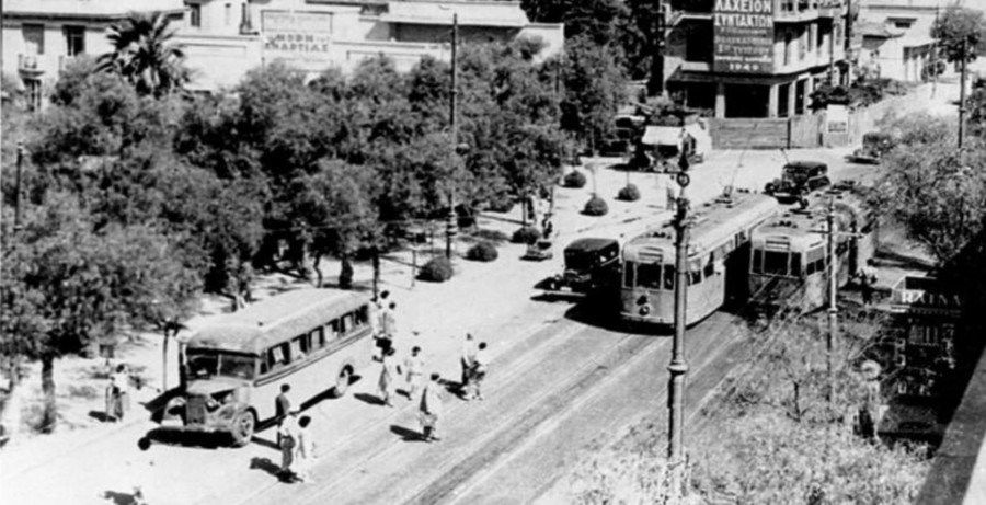giati-i-plateia-amerikis-legotan-plateia-agamwnwl.jpg