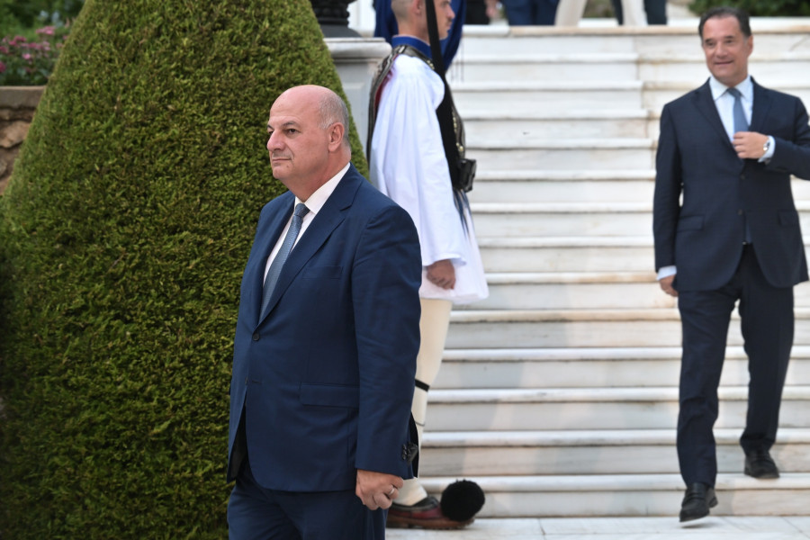 Κώστας Τσιάρας