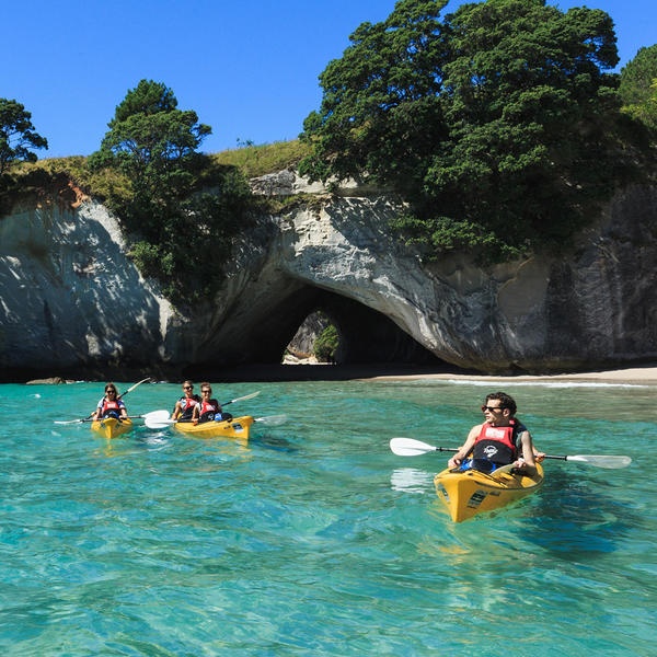 ΝΕΑ ΖΗΛΑΝΔΙΑ cathedral cove