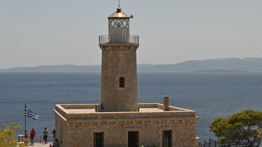 ΦΑΡΟΣ ΚΟΓΧΗΣ ΣΑΛΑΜΙΝΑΣ