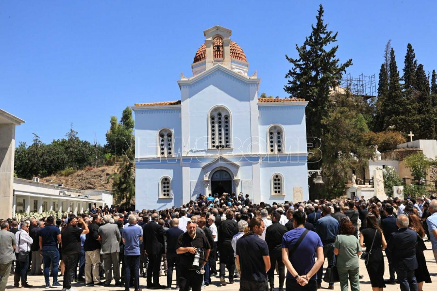 Κηδεία Λένας Σαμαρά 