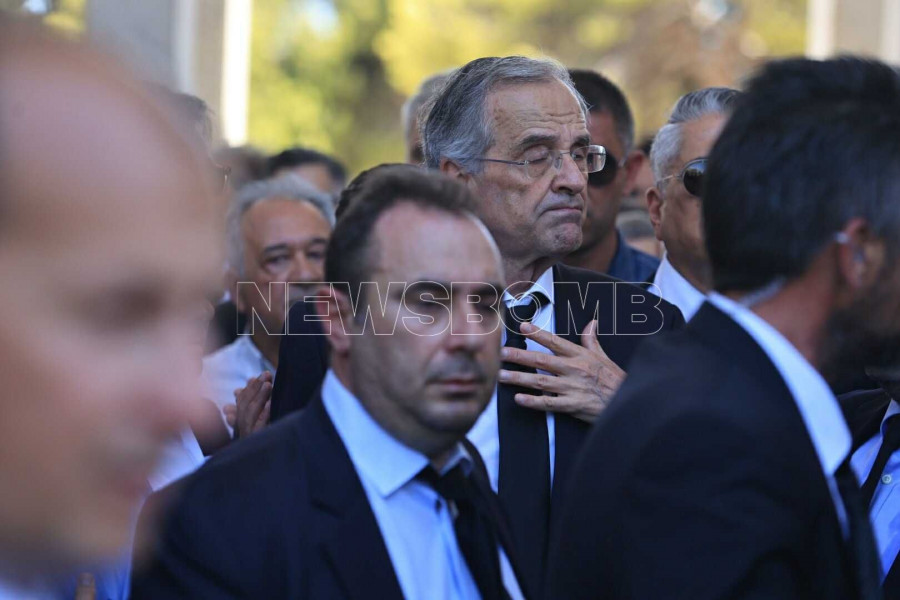 Κηδεία Λένας Σαμαρά 