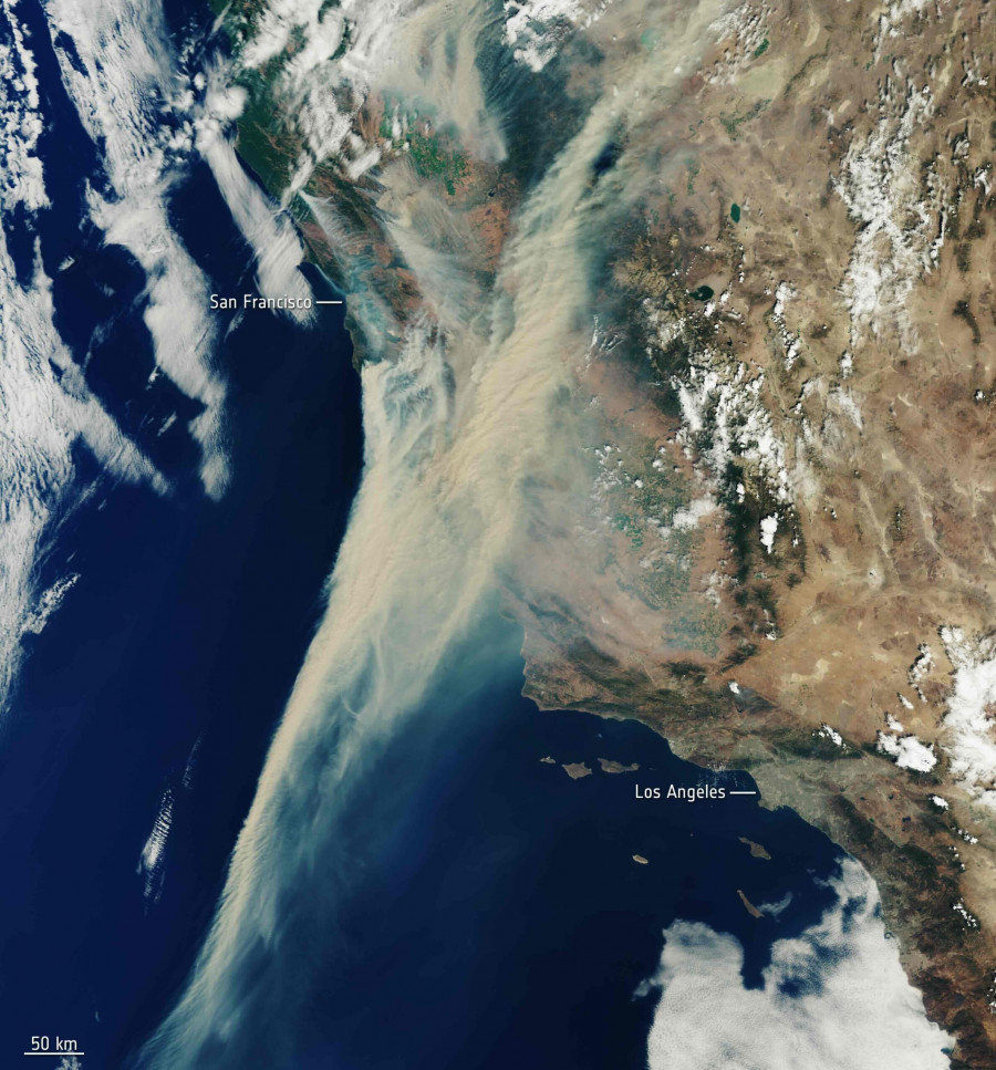 californiaonfireesa22177856-scaled.jpg