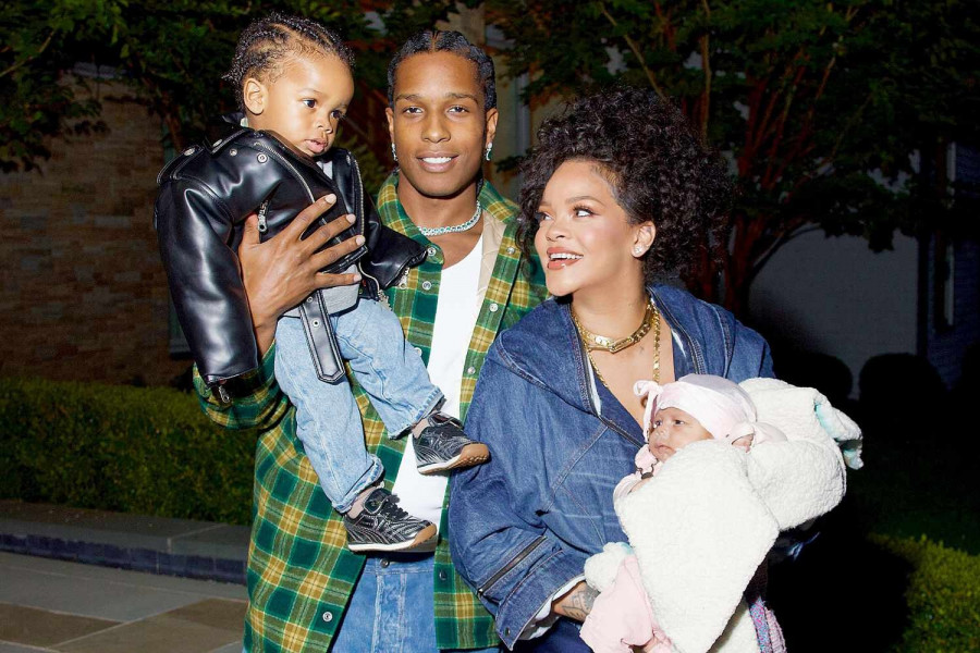 rihanna-asap-kids-pics-091923-6-4f8e899a9de149e491d529fe47239010.jpg