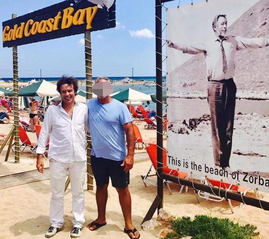 b4c519ff tzortzoglou mafia koumparos 2