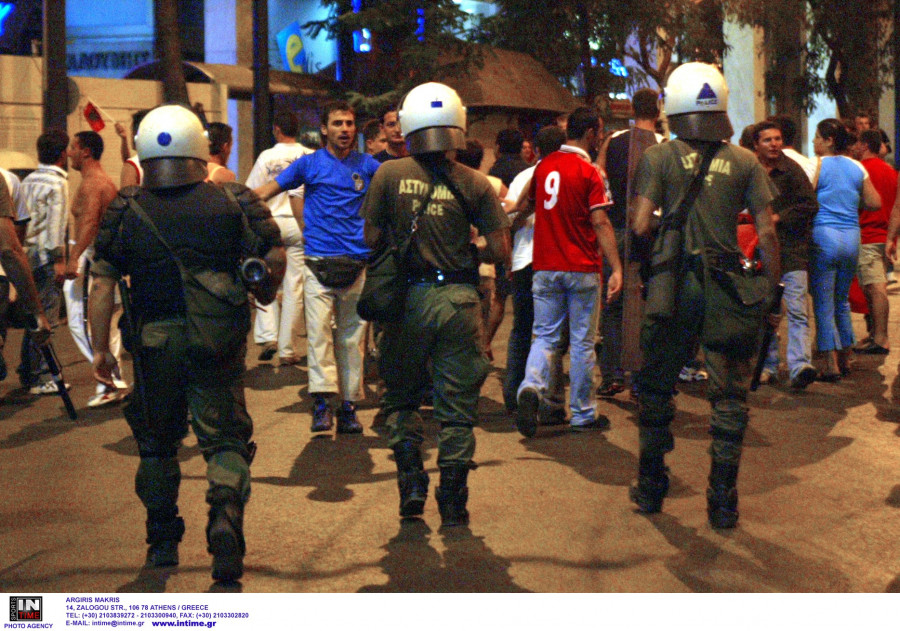 ΕΠΕΙΣΟΔΙΑ ΑΛΒΑΝΩΝ ΣΤΗΝ ΟΜΟΝΟΙΑ