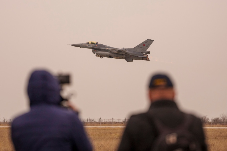 turkish F-16; τουρκικό F-16; τουρκικά F-16