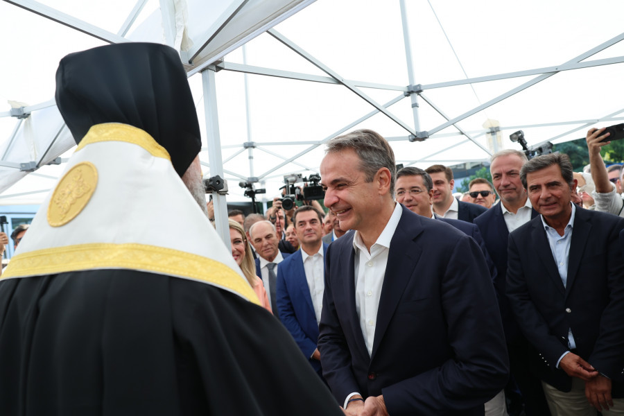 [380143] ΕΠΙΣΚΕΨΗ ΤΟΥ ΠΡΩΘΥΠΟΥΡΓΟΥ ΚΥΡΙΑΚΟΥ ΜΗΤΣΟΤΑΚΗ ΣΤΗ 89η ΔΕΘ (ΡΑΦΑΗΛ ΓΕΩΡΓΙΑΔΗΣ / EUROKINISSI)