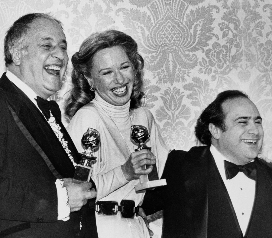 Polly Holliday - Vic Tayback - Danny DeVito