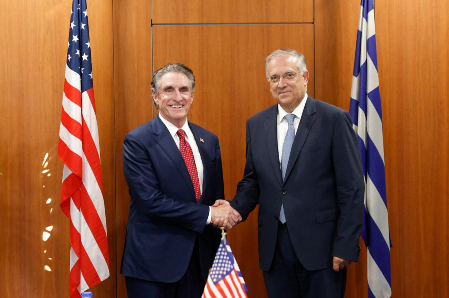 Συνάντηση Θεοδωρικάκου με Μπέργκμαν.