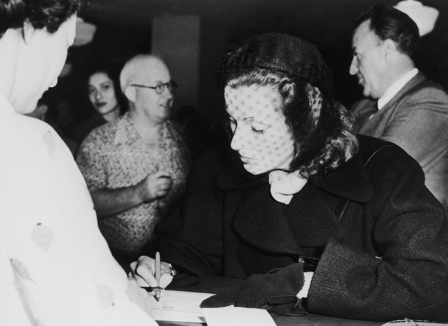 USA Los Angeles Greta Garbo US Citizen