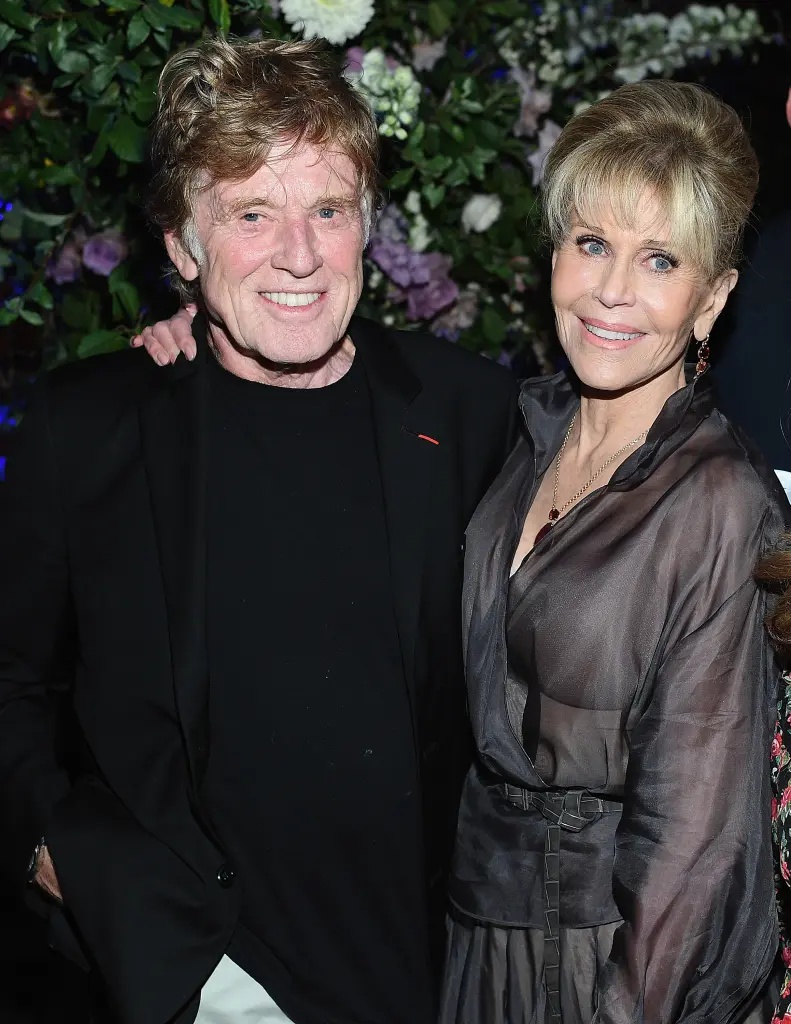 robert-redford-jane-fonda-attend-111523917.jpg
