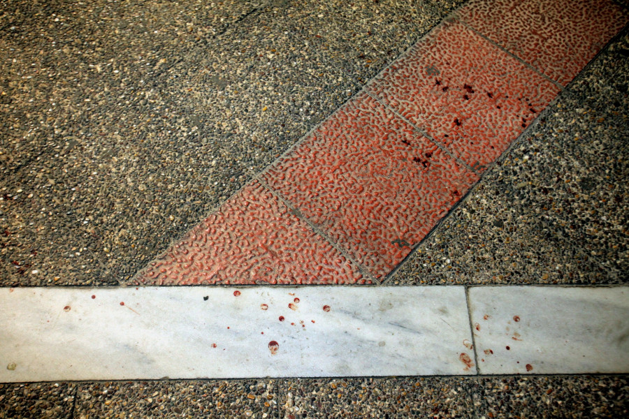 ΝΕΚΡΟΣ 34ΧΡΟΝΟΣ ΜΕΤΑ ΑΠΟ ΕΠΙΘΕΣΗ ΠΟΥ ΔΕΧΤΗΚΕ ΑΠΟ ΟΜΑΔΑ ΑΚΡΟΔΕΞΙΩΝ ΣΕ ΚΑΦΕΤΕΡΙΑ ΣΤΗΝ ΑΜΦΙΑΛΗ (EUROKINISSI/ΚΩΣΤΑΣ ΚΑΤΩΜΕΡΗΣ)