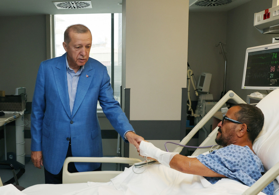 Η ιστορία ενός δισεκατομμυριούχου και η περιπέτεια του διαζυγίου του.