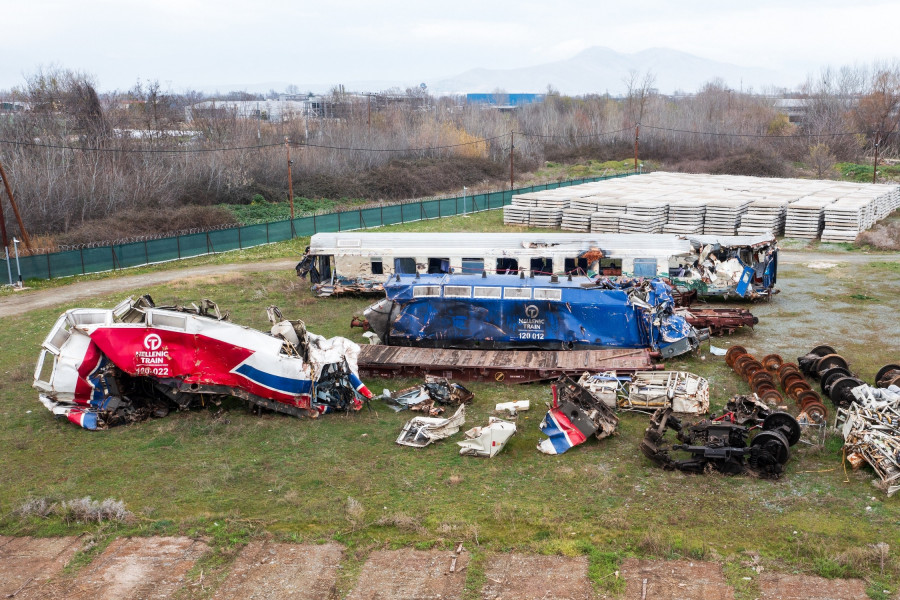 intercity 62; Τέμπη; Tempi; train crash