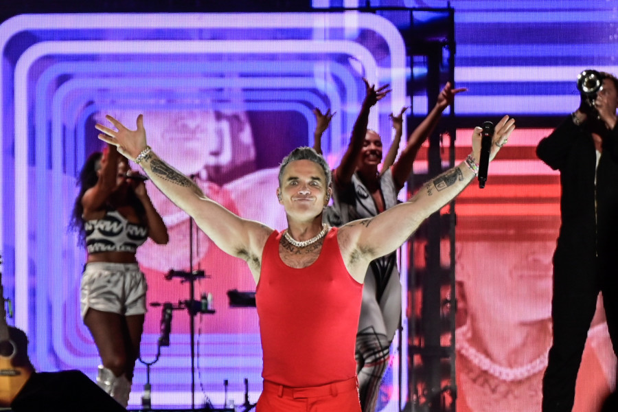 [380812] ΣΥΝΑΥΛΙΑ ΤΟΥ ROBBIE WILLIAMS ΣΤΗΝ ΑΘΗΝΑ (ΜΙΧΑΛΗΣ ΠΑΠΑΝΙΚΟΛΑΟΥ/EUROKINISSI)