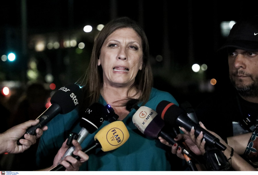 Η Ζωή Κωνσταντοπούλου.