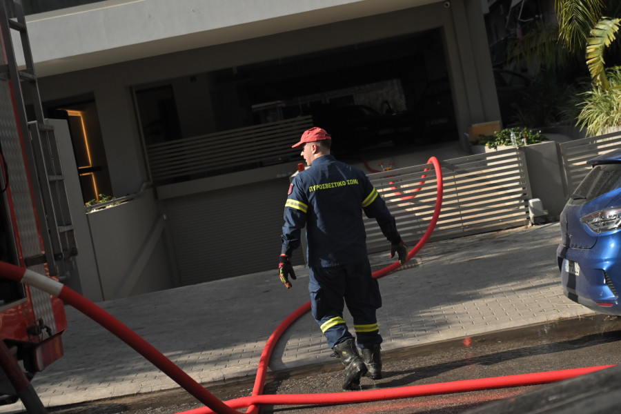 Πυρκαγιά σε διαμέρισμα στη Νέα Σμύρνη.