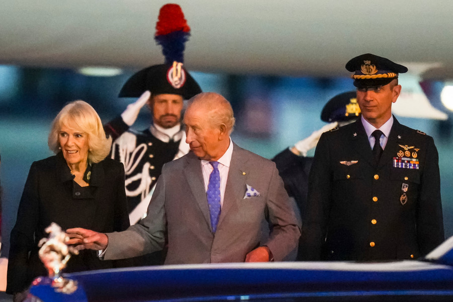 Βασιλιάς Κάρολος- Βασίλισσα Καμίλα