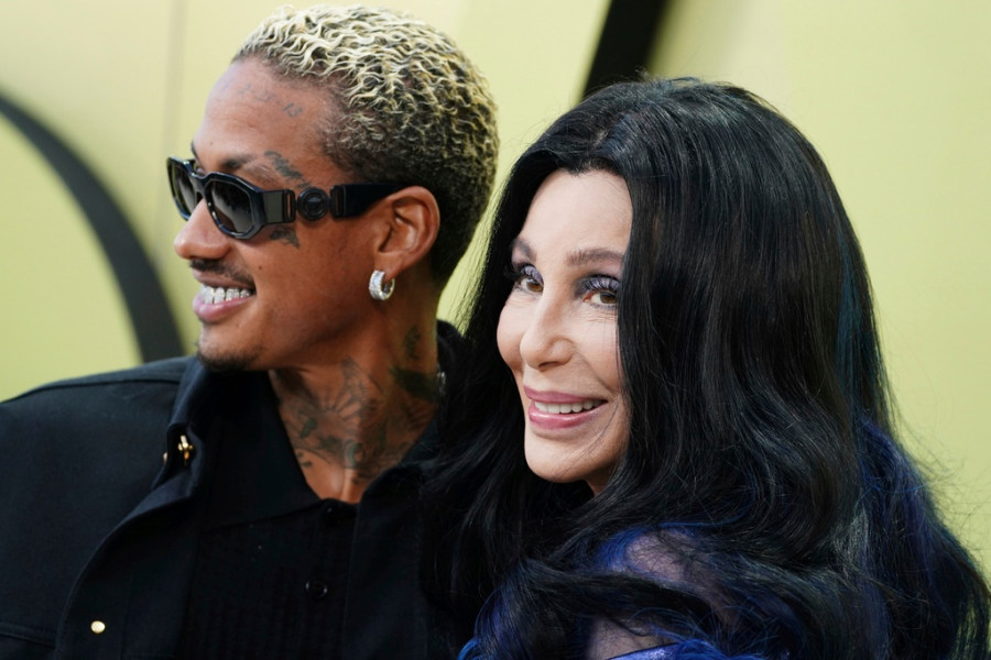 Alexander Edwards,Cher