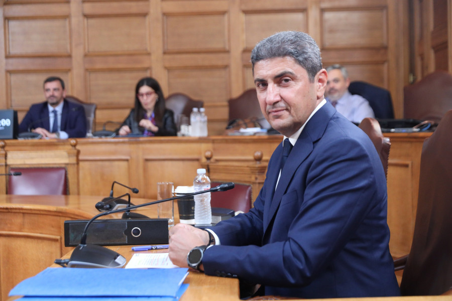 αυγενάκης οπεκεπε