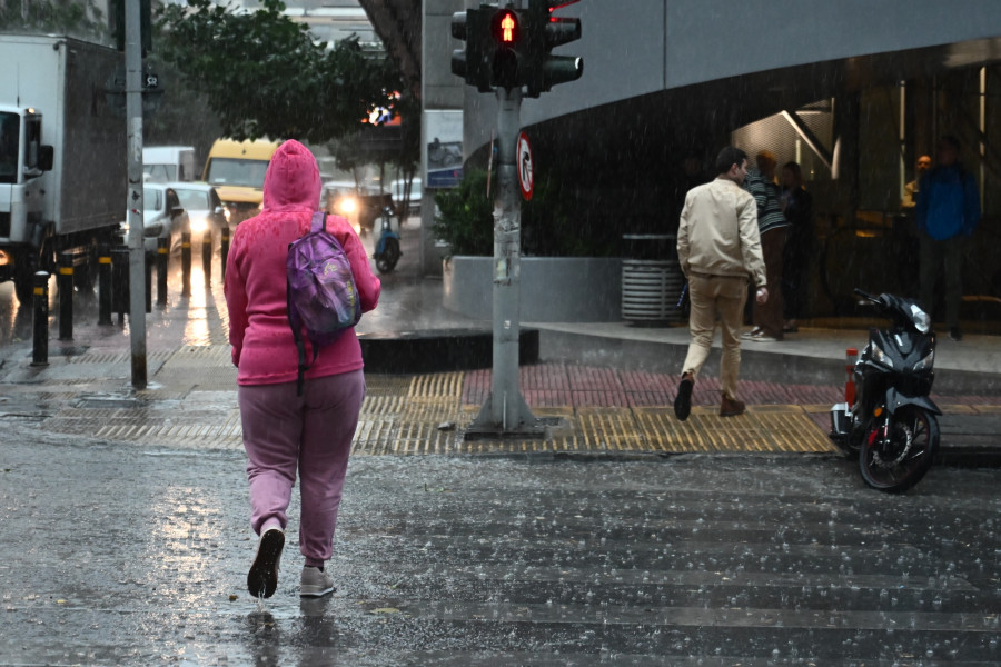 [381925] ΚΑΚΟΚΑΙΡΙΑ ΣΤΗΝ ΑΘΗΝΑ (ΚΩΣΤΑΣ ΤΖΟΥΜΑΣ/EUROKINISSI)