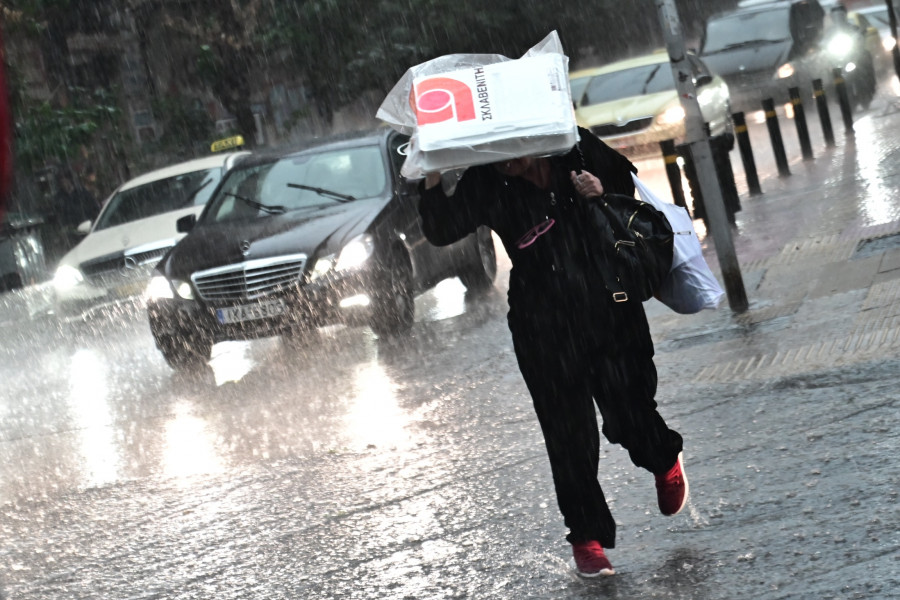 [381925] ΚΑΚΟΚΑΙΡΙΑ ΣΤΗΝ ΑΘΗΝΑ (ΚΩΣΤΑΣ ΤΖΟΥΜΑΣ/EUROKINISSI)