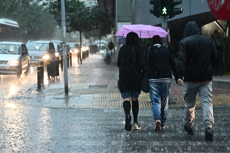 [381925] ΚΑΚΟΚΑΙΡΙΑ ΣΤΗΝ ΑΘΗΝΑ (ΚΩΣΤΑΣ ΤΖΟΥΜΑΣ/EUROKINISSI)