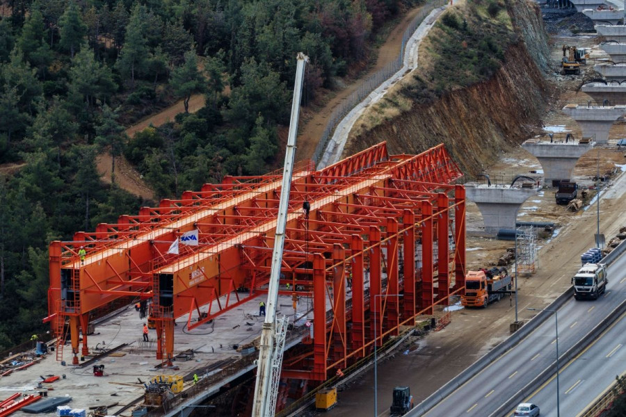 [381958] ΑΕΡΟΦΩΤΟΓΡΑΦΙΕΣ ΑΠΟ ΤΗΝ ΚΑΤΑΣΚΕΥΗ ΤΟΥ ΕΝΑΕΡΙΟΥ ΑΥΤΟΚΙΝHTOΔΡΟΜΟΥ (FLYOVER) ΣΤΗΝ ΘΕΣΣΑΛΟΝΙΚΗ.(ΜΟΤΙΟΝΤΕΑΜ/ΒΕΡΒΕΡΙΔΗΣ ΒΑΣΙΛΗΣ)