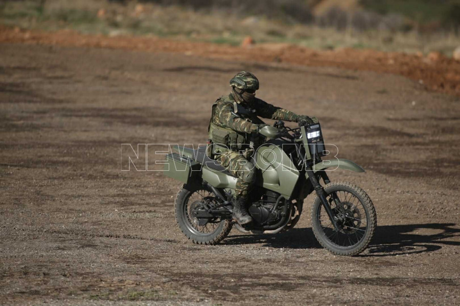 αισιος-οιωνος