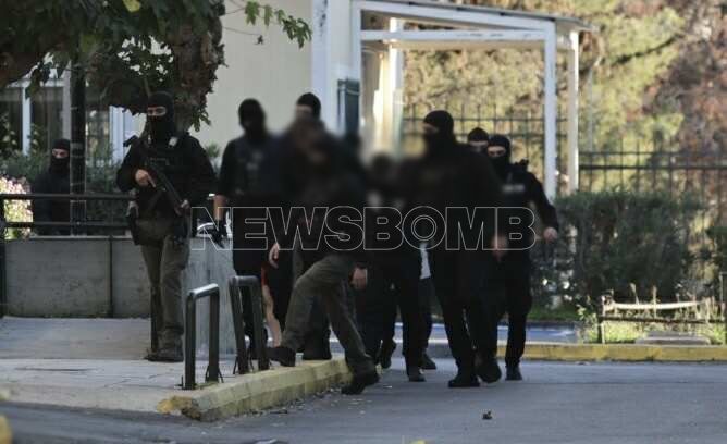 Συλληφθέντες για Λάλα