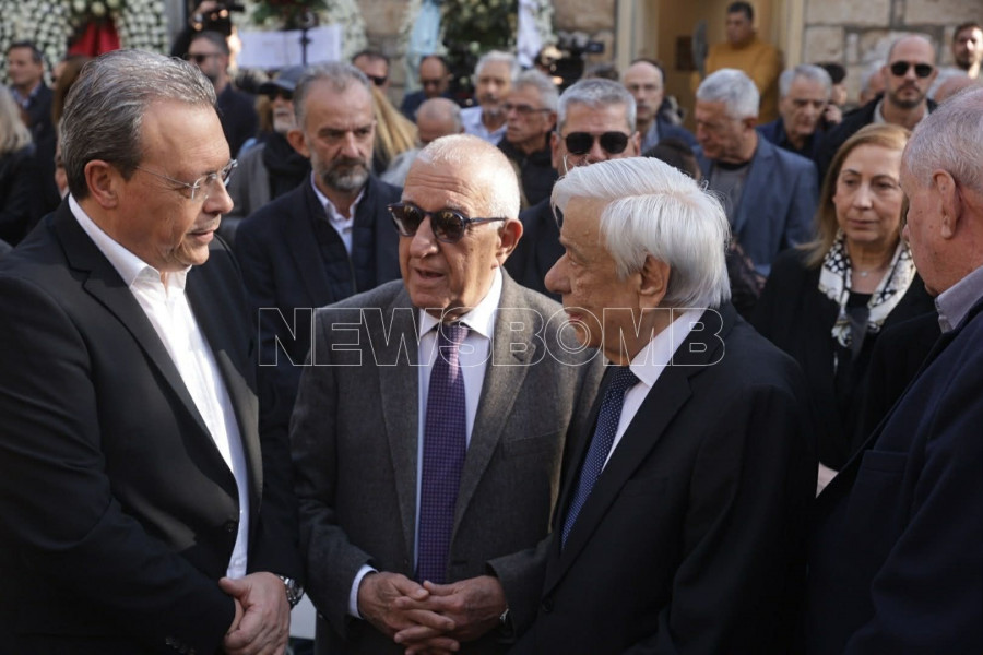 ΚΑΚΛΑΜΑΝΗΣ ΠΑΥΛΟΠΟΥΛΟΣ ΦΑΜΕΛΟΣ