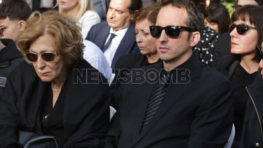 ΦΛΑΜΠΟΥΡΑΡΗΣ